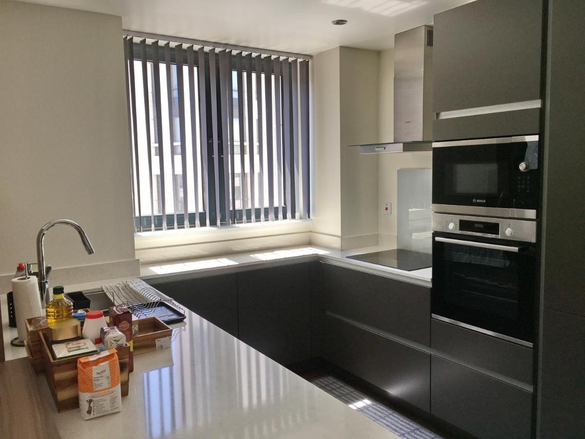 Luxurious Central Apartment With Pool Gibraltar Exterior photo